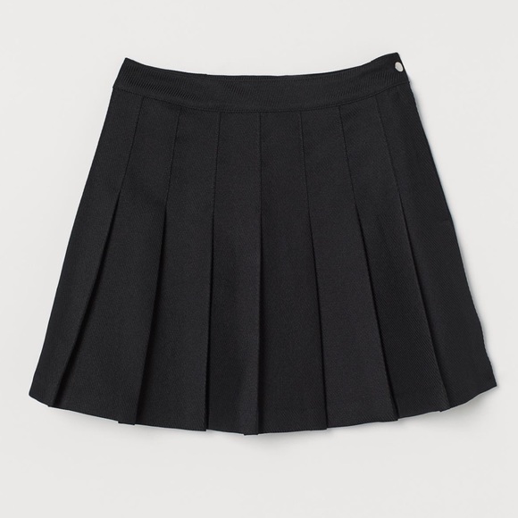 Pleated Skirt